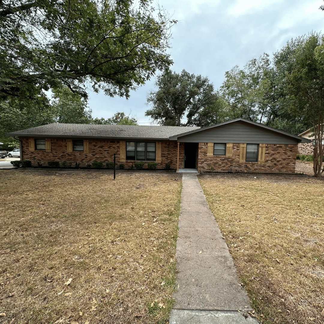 As-is house in Bedford TX ready for cash offer and fast sale